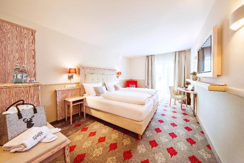 Landgasthof Hotel Gentner Nuremberg Room photo